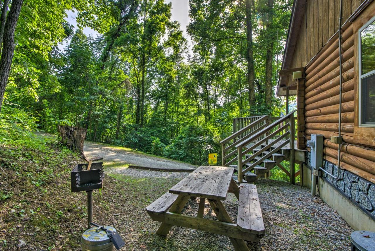 Cozy Deer Glen Cabin With Private Hot Tub And Porch! Bryson City Exteriér fotografie